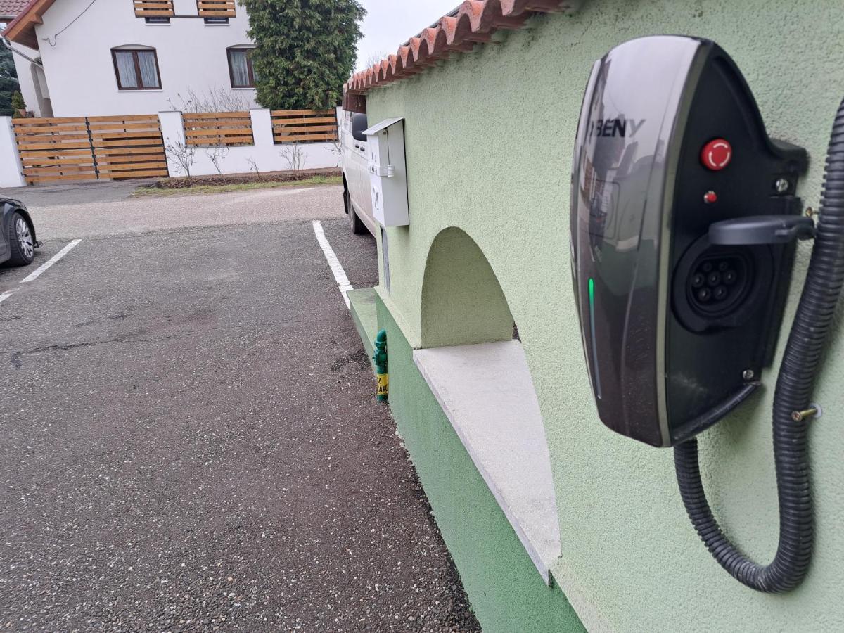 Hotel Hoforras Wellness Vendeghaz Egerszalók Exterior foto